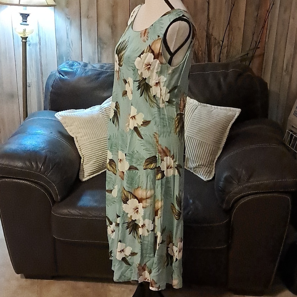 Paradise Bay Long Dress Women Size L Tropical Floral Print Vacay Hawaiian - Picture 3 of 8